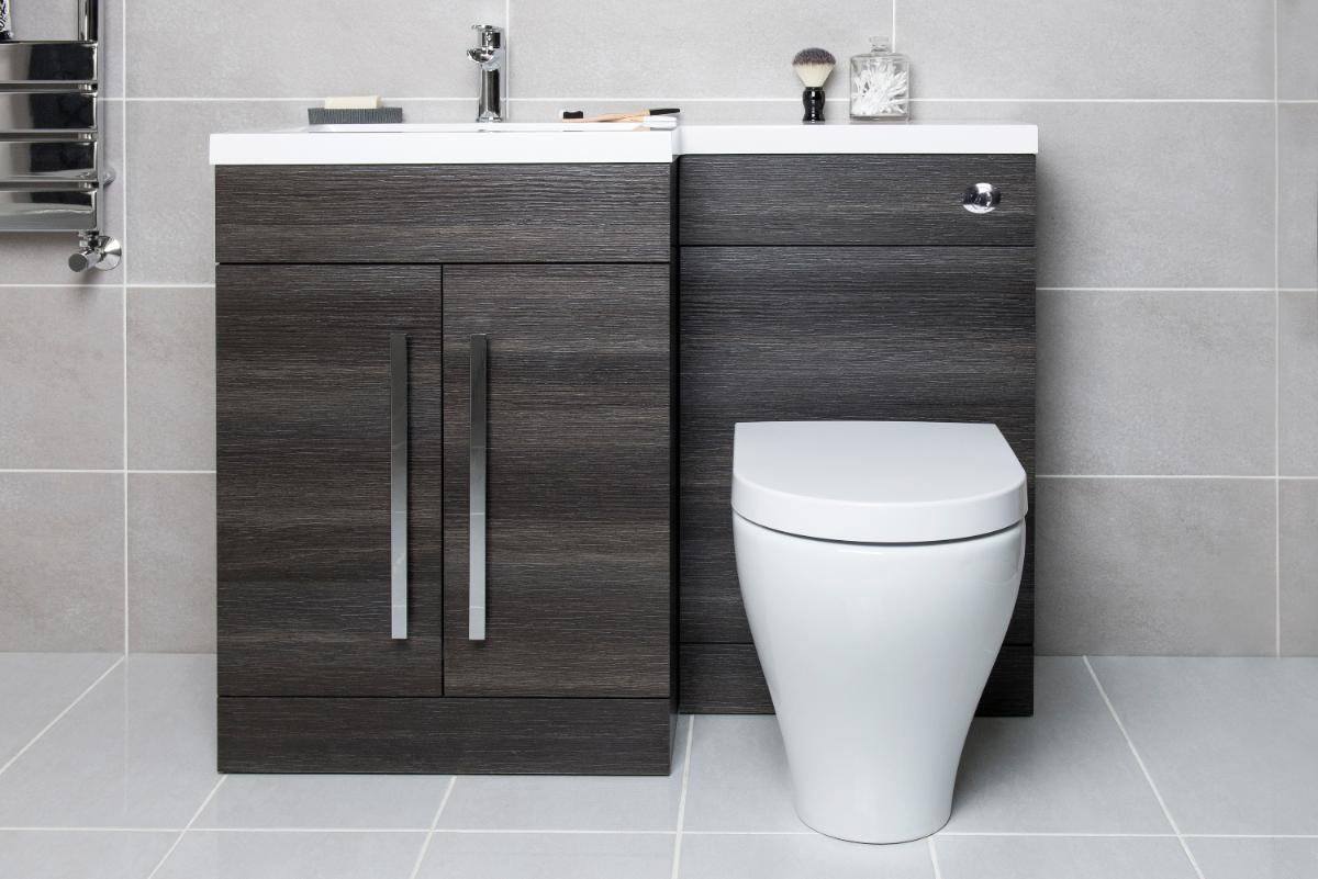 Intérieur d'une salle de bain moderne avec une toilette