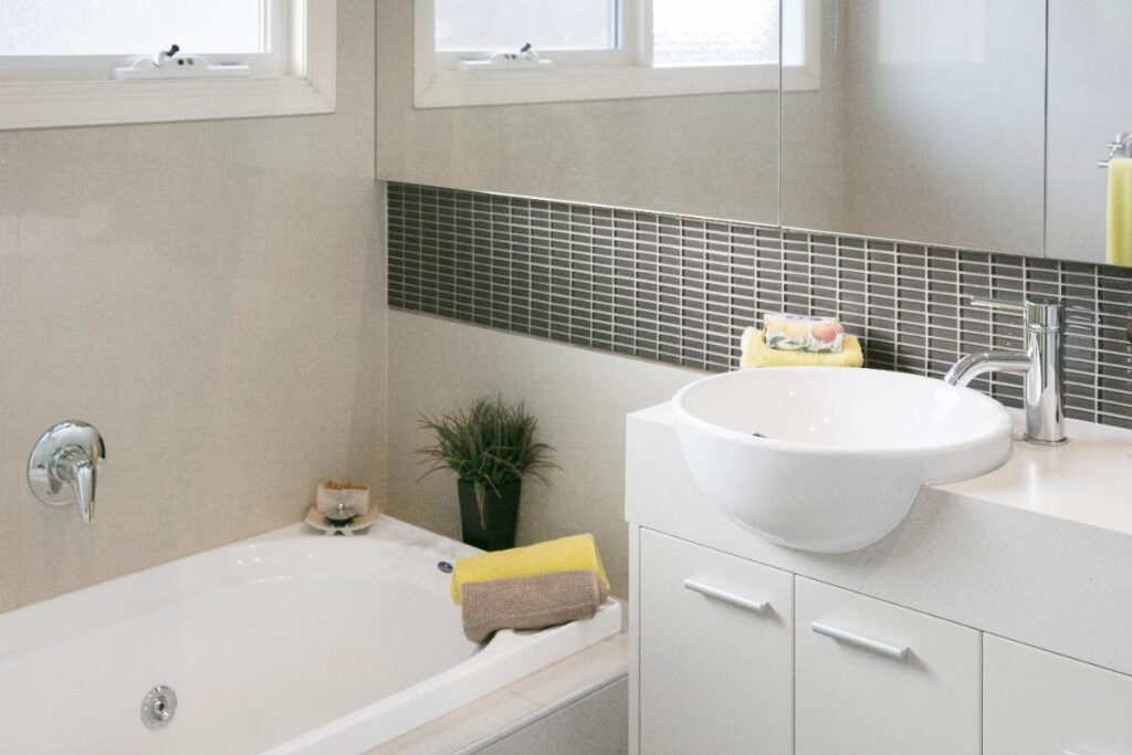 Une salle de bain propre